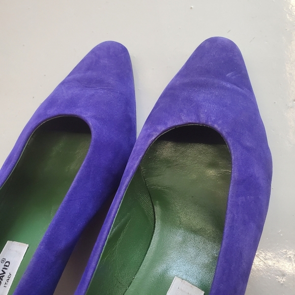 Vintage Charles David Suede Low Heels - Picture 5 of 11